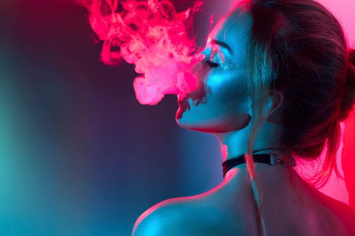 Fashion Models and their Vape Accessories